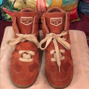 Skechers Hidden Wedge Sneakers